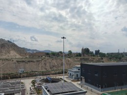 全員拼搏齊奮進，攻堅克難勇爭先